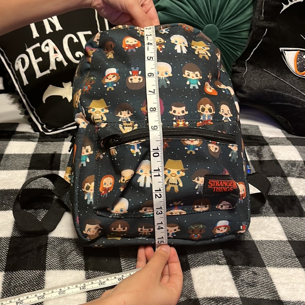 Hot Topic Stranger Things mini backpack - Picture 11 of 13
